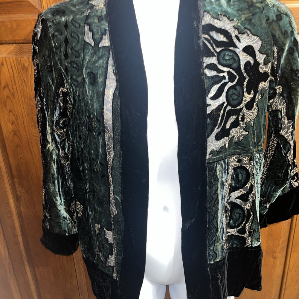 Chicos Silk Jacket sz 1 Silk Blend‎ Burnout Velvet Patchwork Kimono Boho Artsy